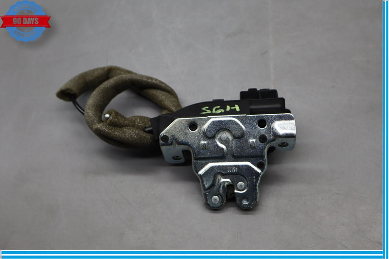 Load image into Gallery viewer, 08-17 Mercedes W207 C250 SLK350 Trunk Lid Latch Lock Actuator 2047500485 Oem