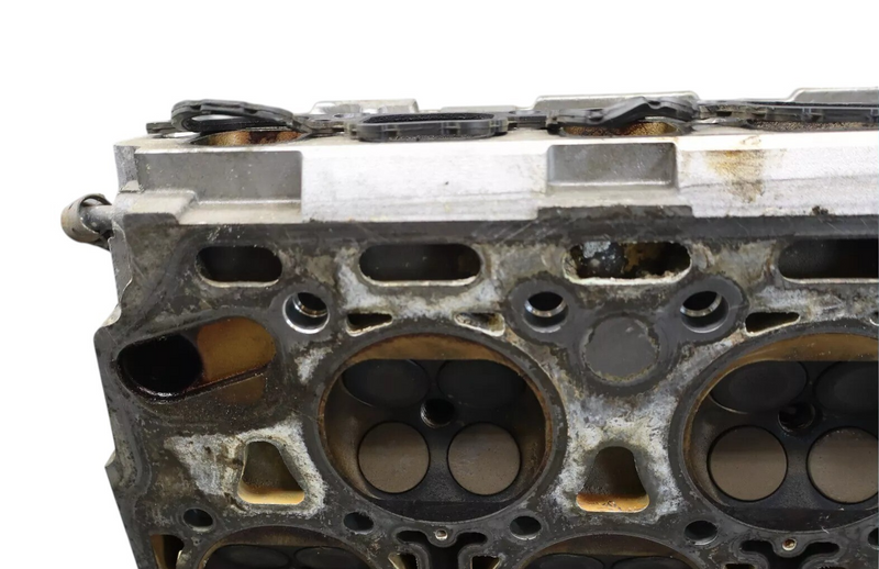 Load image into Gallery viewer, 03-12 Bentley Continental Flying Spur Right Side Engine Cylinder Head 6.0L Oem