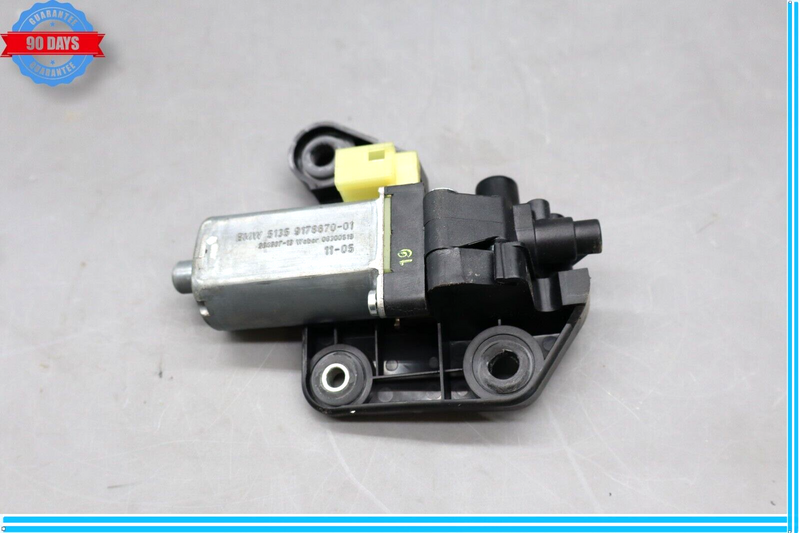 Load image into Gallery viewer, 09-12 BMW 740i 750i Rear Right Passenger Door Window Sun Shade Blind Motor Oem