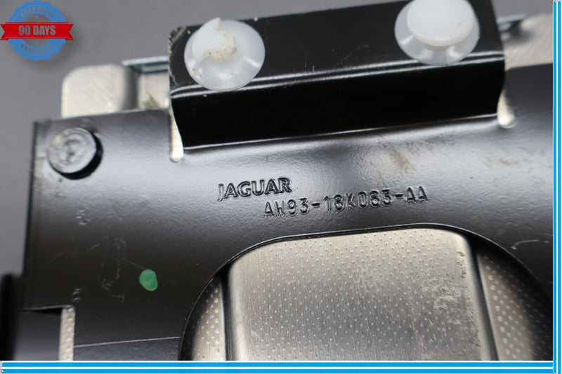 Load image into Gallery viewer, 10-12 Jaguar XJL X351 Air Suspension Damping Control Module AW9318B008AJ Oem