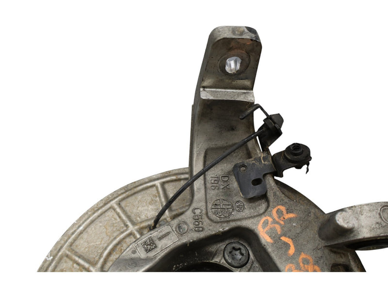 Load image into Gallery viewer, 17-23 Alfa Romeo Giulia 952 Rear Right Side Wheel Spindle Knuckle & Hub Oem