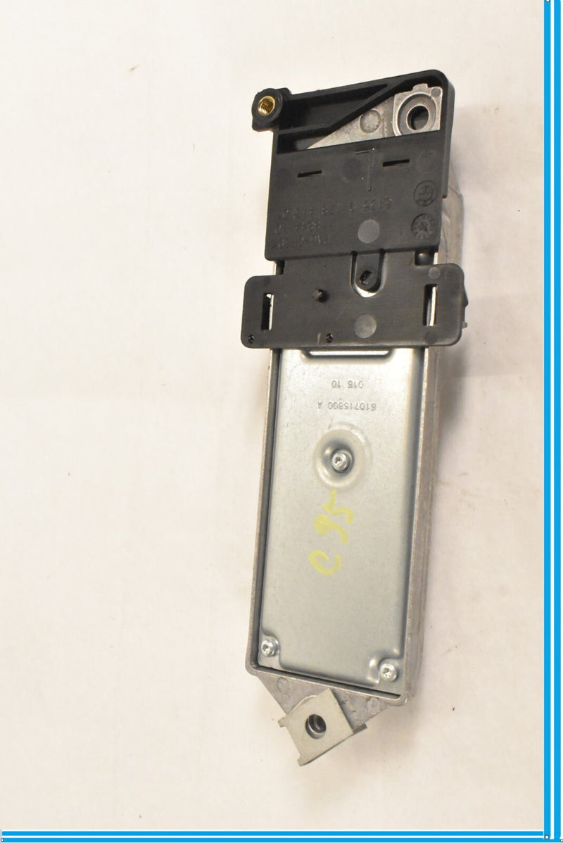 Load image into Gallery viewer, 09-15 BMW 750i 750Li F01 F02 Front Left Seat Belt Control Module 61359214239 Oem
