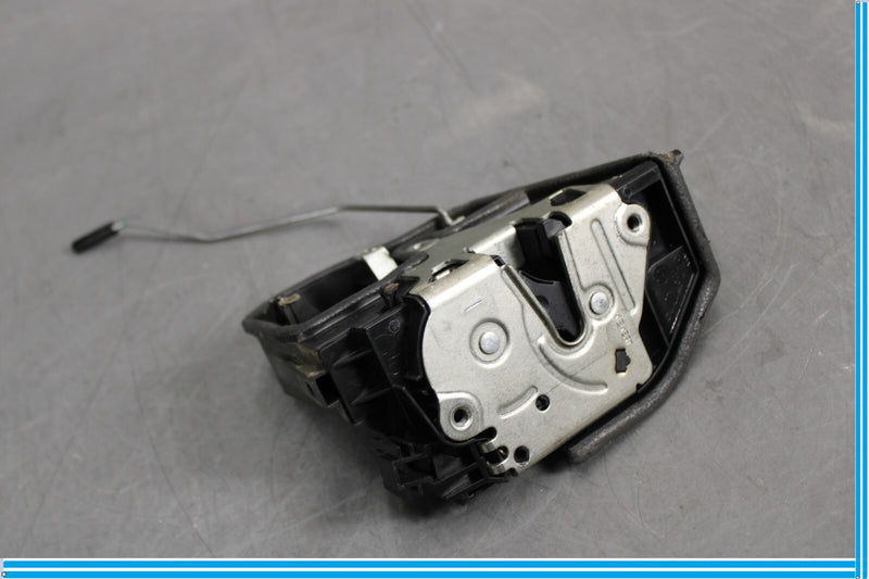 Load image into Gallery viewer, 07-10 BMW X5 E70 Rear Right Passenger Side Door Lock Latch Actuator Oem