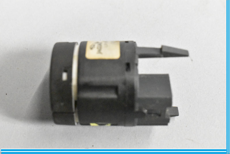 Load image into Gallery viewer, 97-06 Jaguar XK8 XKR Fuel Gas Door Trunk Release Switch LJA6255AB Oem
