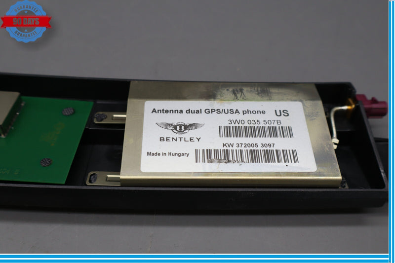 Load image into Gallery viewer, 03-12 Bentley Continental Flying Spur GPS Phone Antenna 3W0035507B Oem