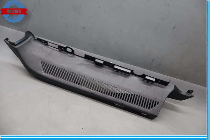 Load image into Gallery viewer, 08-14 BMW X5 X6 E70 Rear Right Passenger Side Trunk Curtain Guide Rail Oem