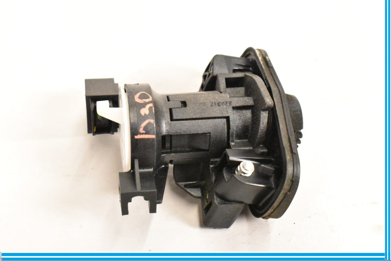 Load image into Gallery viewer, 2012-2018 MERCEDES-BENZ CLS550 TRUNK LID CYLINDER LOCK OEM