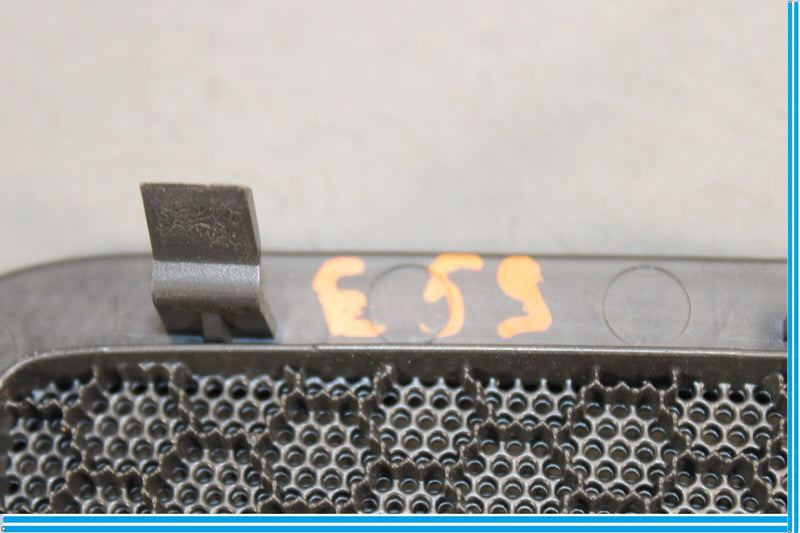 Load image into Gallery viewer, 11-17 Audi A8 Quattro Rear Shelf Center Speaker Cover Grille Grill Oem