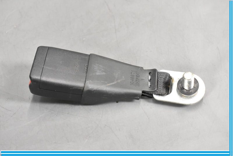 Load image into Gallery viewer, 07-12 Lexus LS460 Rear Right Passenger Side Seat Belt Buckle Oem