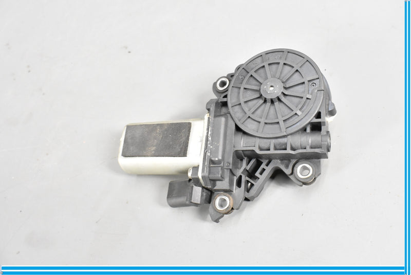 Load image into Gallery viewer, 11-18 Audi A8 Quattro Rear Right Door Close Assist Motor Drive Assemble Oem