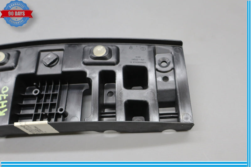 Load image into Gallery viewer, 14-20 Maserati Ghibli Front Right Passenger Side Seat Guard Cover Support Oem