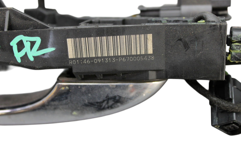 Load image into Gallery viewer, 14-17 Maserati Ghibli M157 Front Right Passenger Side Exterior Door Handle Oem