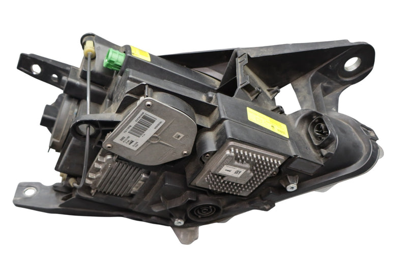 Load image into Gallery viewer, 14-17 Maserati Quattroporte Left Side Headlight Lamp HID Xenon 670006569 Oem