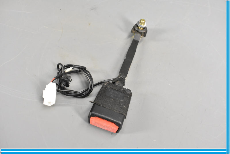 Load image into Gallery viewer, 04-08 Maserati Quattroporte Front Right Seat Belt Buckle Latch Black Oem