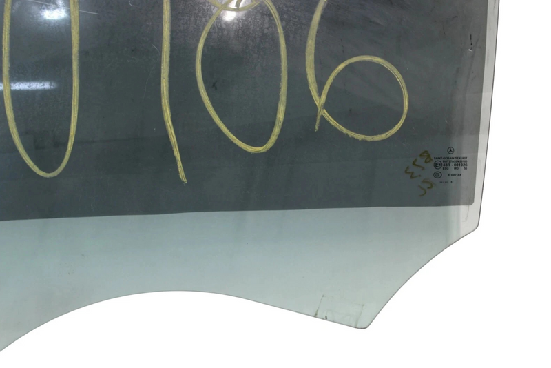 Load image into Gallery viewer, 12-14 Mercedes CLS550 CLS63 AMG Rear Left Driver Side Door Window Auto Glass Oem