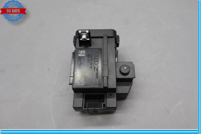 Load image into Gallery viewer, 12-17 Audi A7 Quattro Front Left Ignition Switch Conventional Ignition Oem