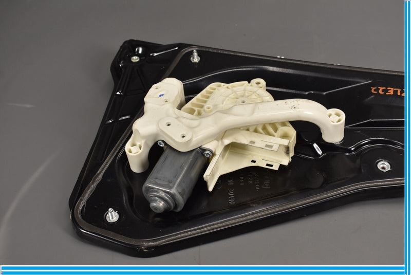 Load image into Gallery viewer, 10-13 Land Rover Range Rover Rear Left Side Door Window Regulator Oem