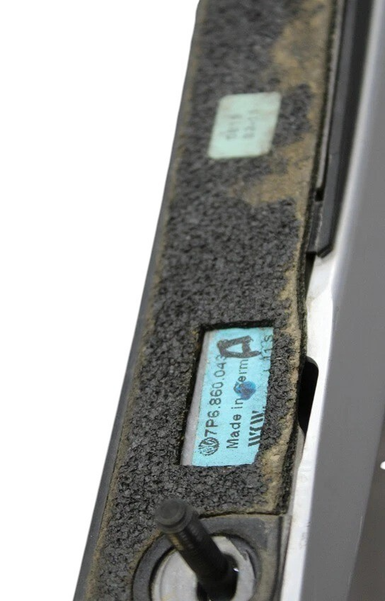 Load image into Gallery viewer, 11-17 Volkswagen Touareg Left Side Roof Rail Rack Luggage Carrier Molding Oem