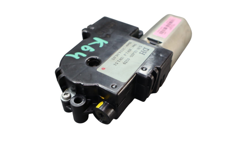 Load image into Gallery viewer, 15-20 Hyundai Genesis G80 Sun Shade Roof Sunroof Glass Motor 81671-B1000 Oem
