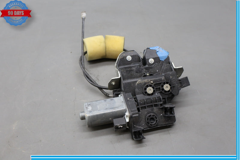 Load image into Gallery viewer, 07-14 Mercedes W221 S550 S63 CL550 CL600 Rear Trunk Lid Latch Lock Actuator Oem