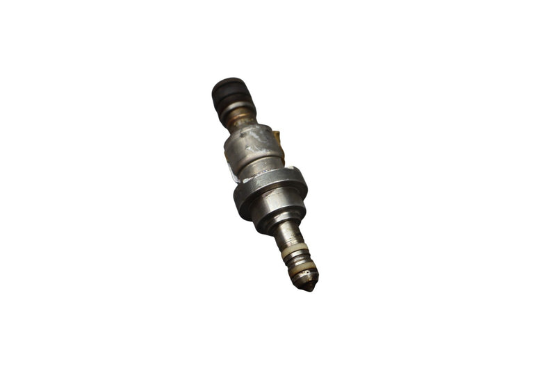 Load image into Gallery viewer, 07-17 Lexus LS460 LS460L Front Engine Fuel Injector 2325031020 Oem