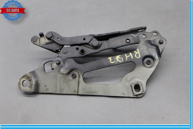 Load image into Gallery viewer, 11-16 BMW 535i GT xDrive Front Right Passenger Side Bonnet Hood Hinge Oem