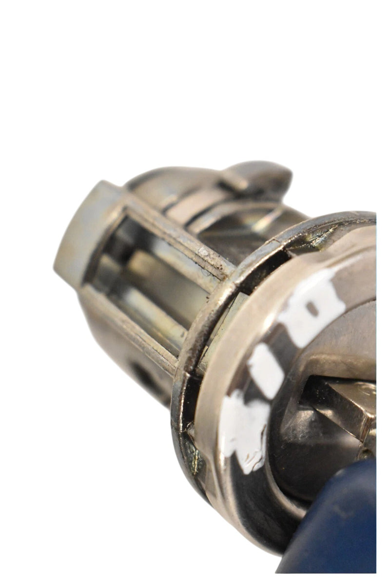 Load image into Gallery viewer, 03-12 Maserati Quattroporte Steering Wheel Ignition Switch Lock Oem