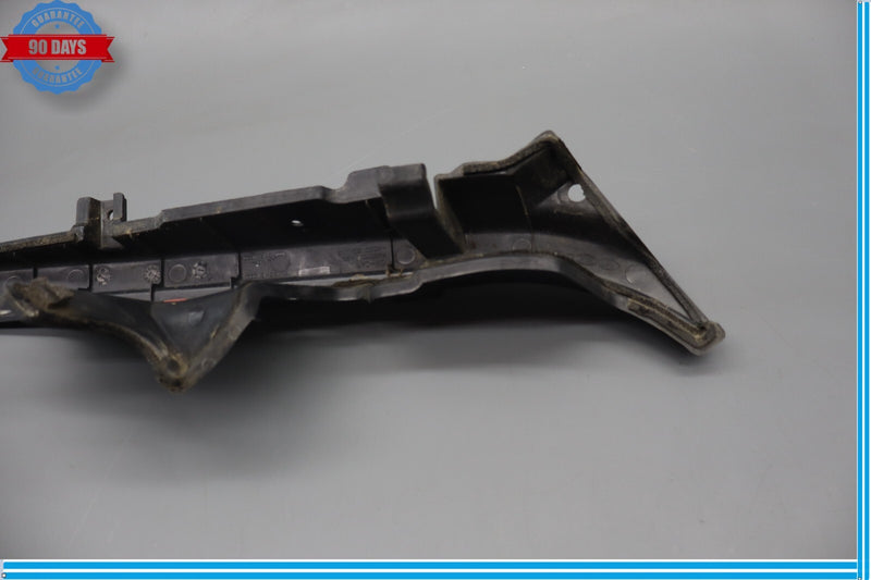 Load image into Gallery viewer, 15-20 Hyundai Genesis Front Left Driver Side Hood Partition Seal Trim Oem