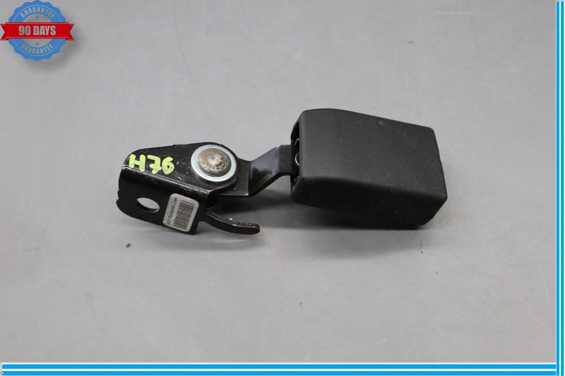 Load image into Gallery viewer, 10-13 Buick Lacrosse CXL Rear Left Driver Side Seatbelt Seat Belt Buckle Oem