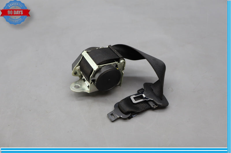 Load image into Gallery viewer, 14-17 Maserati Ghibli Rear Center Seat Belt Seatbelt Retractor Oem
