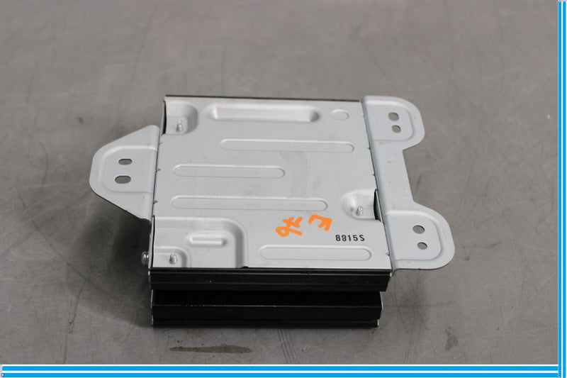 Load image into Gallery viewer, 06-13 Mercedes GL550 GL450 Power Inverter Module Unit Oem