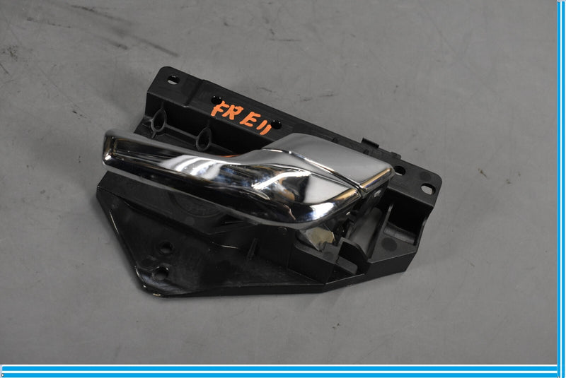 Load image into Gallery viewer, 10-15 Jaguar XJ XJL X351 Front Right Passenger Interior Door Handle Oem