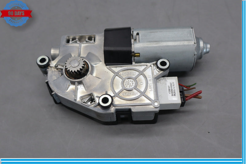 Load image into Gallery viewer, 11-17 Volkswagen Touareg Rear Panoramic Sunroof Sun Roof Motor Assembly Oem