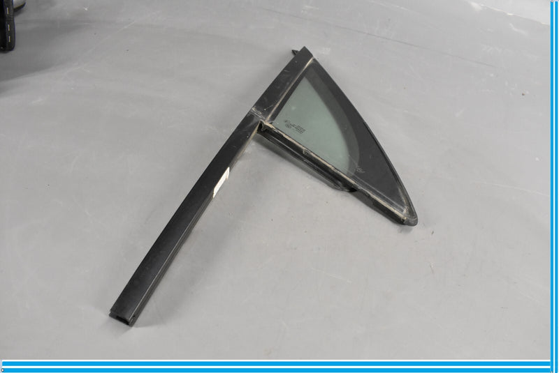 Load image into Gallery viewer, 11-18 Volkswagen VW Touareg Front Right Passenger Door Vent Window Glass Oem