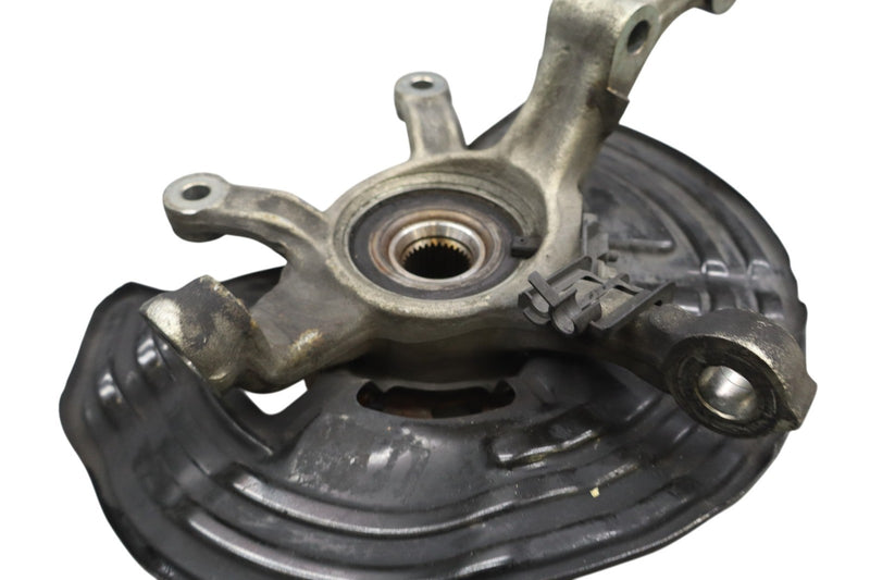 Load image into Gallery viewer, 14-19 Mercedes W117 CLA250 Front Right Side Spindle Knuckle Hub Bearing Oem