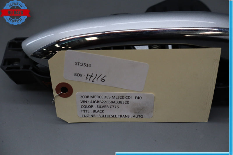 Load image into Gallery viewer, 06-12 Mercedes W164 ML320 GL450 Front Right Passenger Exterior Door Handle Oem