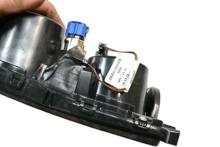 Load image into Gallery viewer, 17-20 Maserati Quattroporte S Front Center Console Cup Holder Compartment OEM