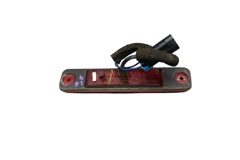 Load image into Gallery viewer, 03-09 Hummer H2 Front Left Driver Side Fender Panel Marker Light Lamp OEM
