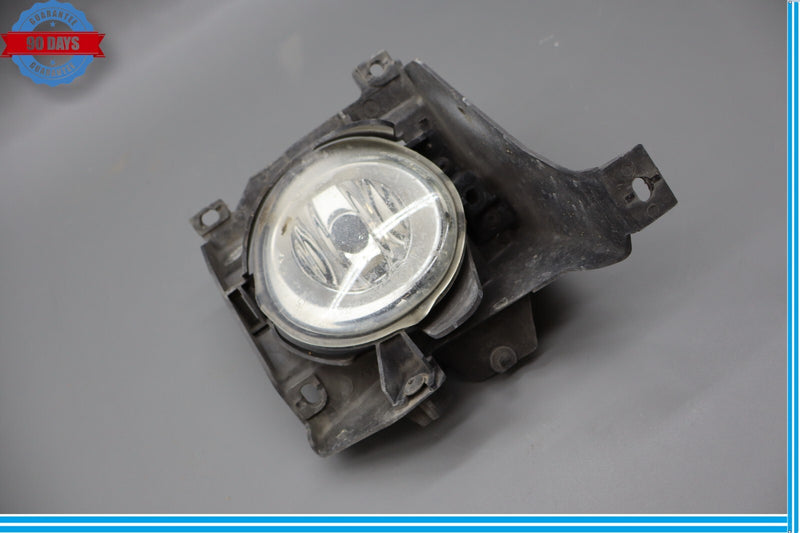 Load image into Gallery viewer, 08-10 Porsche Cayenne S 957 Front Left Side Fog Light Lamp W/ Bracket Oem