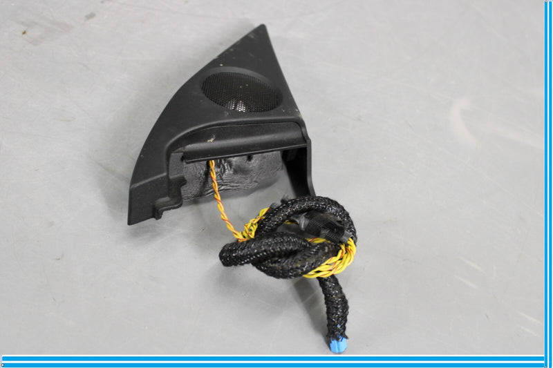 Load image into Gallery viewer, 04-10 BMW 645Ci 650i Front Right Side Door Corner Tweeter Speaker Oem