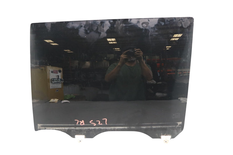 Load image into Gallery viewer, 11-17 Infiniti QX56 QX80 Rear Left Driver Side Door Window Glass 43R00073 Oem