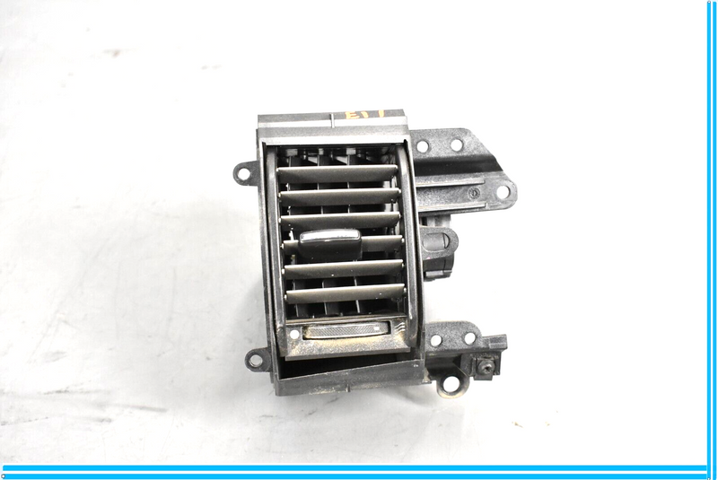 Load image into Gallery viewer, 09-15 Jaguar XF Front Left Driver Side Dashboard AC Heater Air Vent Oem