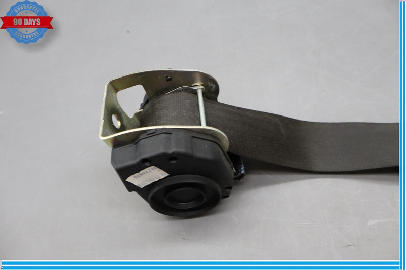 Load image into Gallery viewer, 05-08 Maserati Quattroporte M139 Rear Center Seat Belt Seatbelt 33045981 Oem
