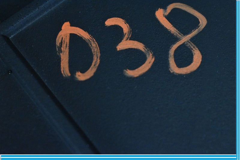 Load image into Gallery viewer, 07-13 Maserati Quattroporte Rear Sun Shade Screen Roller Blind Cover OEM