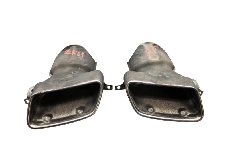 Load image into Gallery viewer, 06-16 Mercedes W212 E350 E550 Left Or Right Side Bumper Exhaust Pipe Tail Oem