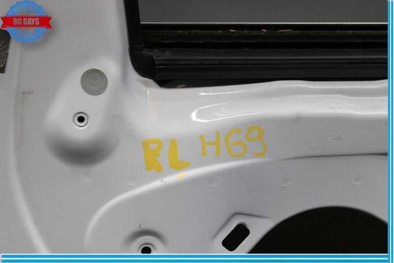 Load image into Gallery viewer, 11-18 Porsche Cayenne 958 Rear Left Driver Side Door Shell White Oem