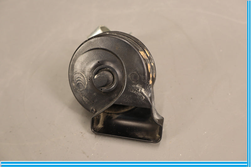 Load image into Gallery viewer, 08-18 Mercedes CLS550 E500 Right Side High Tone Note Signal Horn Oem