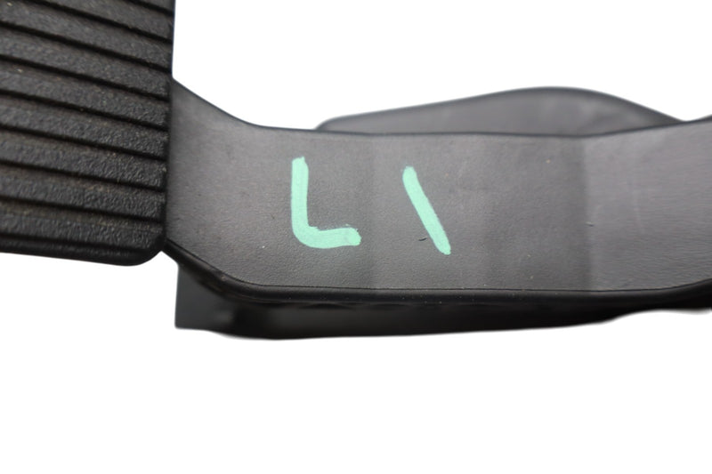 Load image into Gallery viewer, 06-19 Mercedes W164 ML350 GL450 Engine Gas Throttle Pedal Accelerator Oem