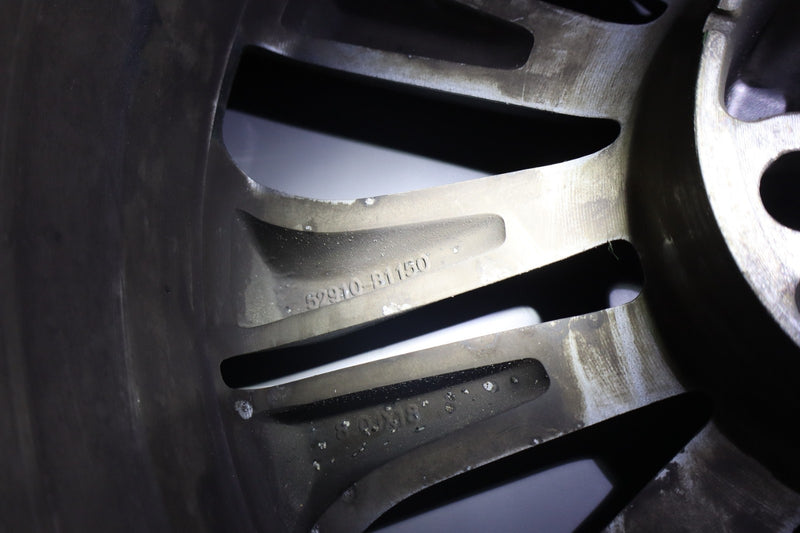 Load image into Gallery viewer, 15-17 Hyundai Genesis G80 Tire Alloy Wheel Rim Disc 18'' R18 245/45Z Oem