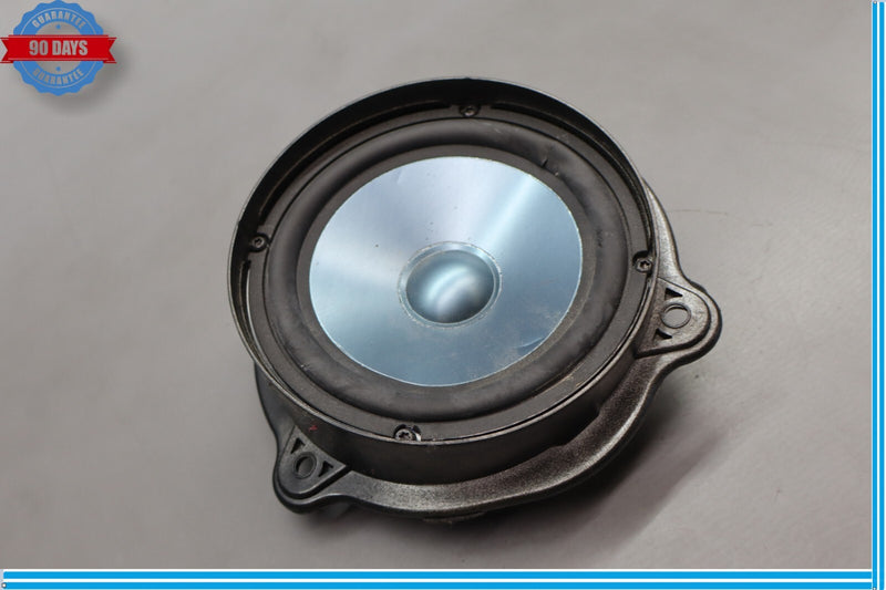Load image into Gallery viewer, 06-11 Mercedes W219 CLS500 CLS550 Front Door Speaker Sound Audio Radio Oem